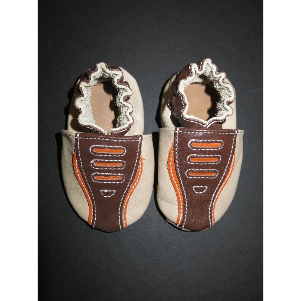 Robeez baby infant crib shoes boys 6 M leather slip on brown tan trainers sporty